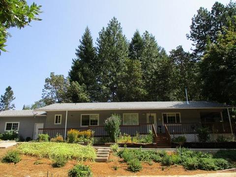 258 Shadowbrook Dr, Cave Junction, OR 97523 photo 1