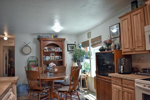 230 Leafwood Dr, Eagle Point, OR 97524 photo 36