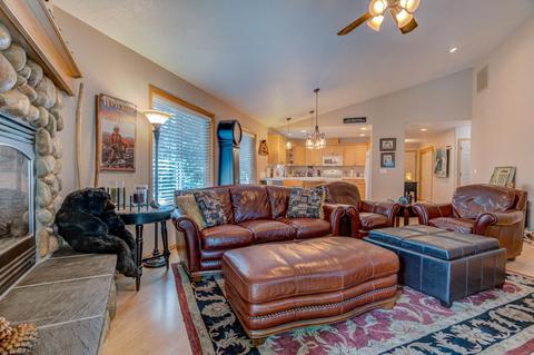 55740 Lost Rider Loop, Bend, OR 97707 photo 12