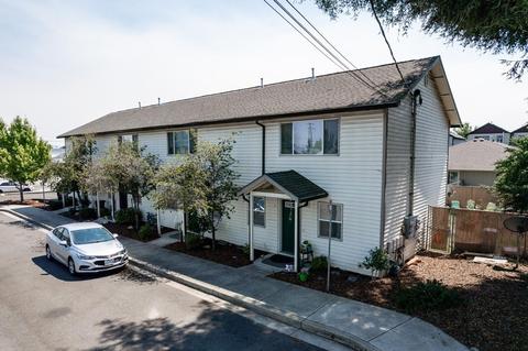 148 S Haskell St, Central Point, OR 97502 photo 2