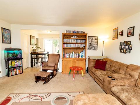 148 S Haskell St, Central Point, OR 97502 photo 4
