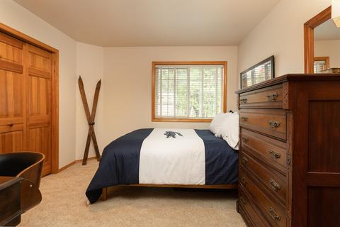 60053 Ridgeview Ct, Bend, OR 97702 photo 25