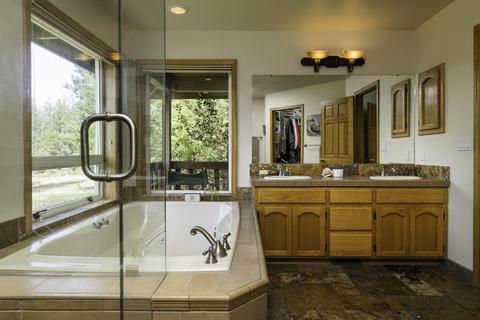 60053 Ridgeview Ct, Bend, OR 97702 photo 20
