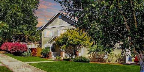 314 Pioneer Dr, Silverton, OR 97381 photo 1