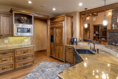 56395 Fireglass Loop, Bend, OR 97707 photo 6