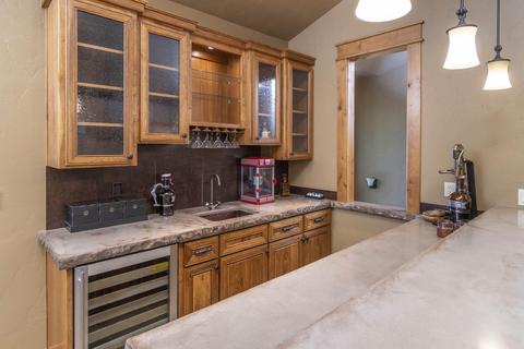 56395 Fireglass Loop, Bend, OR 97707 photo 19
