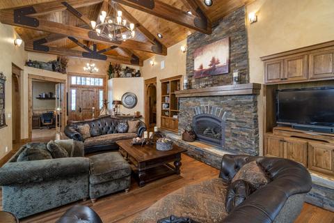 56395 Fireglass Loop, Bend, OR 97707 photo 3
