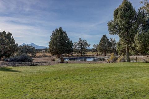 63825 Pioneer Loop, Bend, OR 97701 photo 27