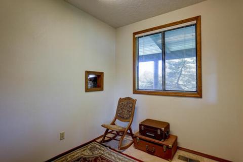 63825 Pioneer Loop, Bend, OR 97701 photo 14