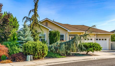 821 Amerman Dr, Phoenix, OR 97535 photo 1