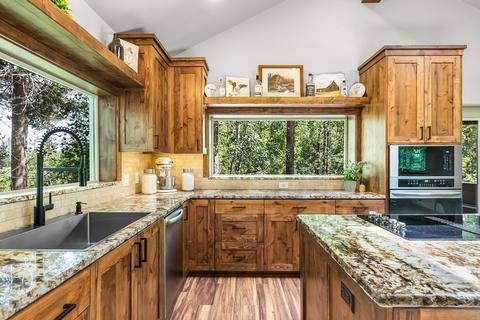 54822 Maple Dr, Bend, OR 97707 photo 21