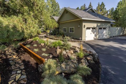 1656 Summit Dr NW, Bend, OR 97703 photo 28