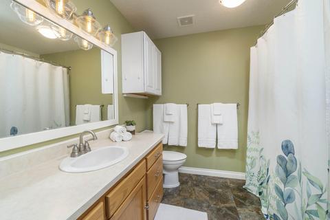 1656 Summit Dr NW, Bend, OR 97703 photo 20