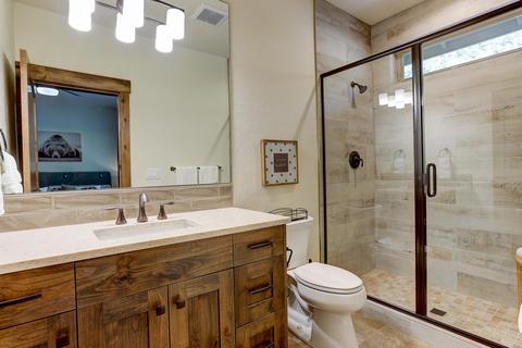 56397 Trailmere Cir, Bend, OR 97707 photo 29