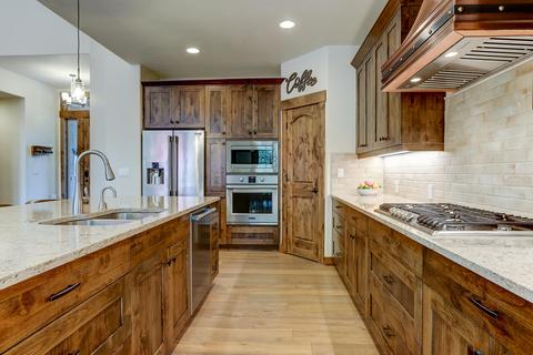 56397 Trailmere Cir, Bend, OR 97707 photo 13