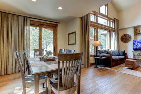56397 Trailmere Cir, Bend, OR 97707 photo 11