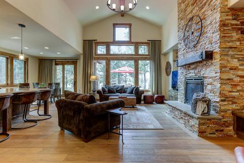 56397 Trailmere Cir, Bend, OR 97707 photo 4