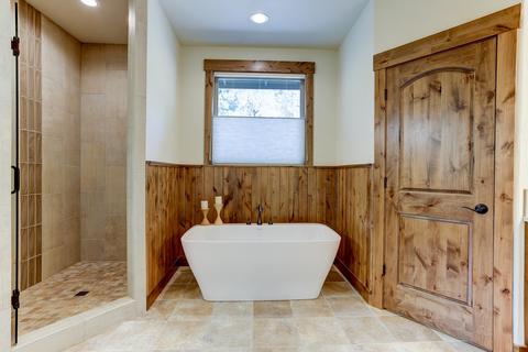 56397 Trailmere Cir, Bend, OR 97707 photo 22