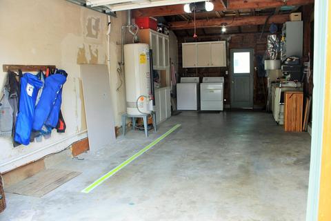 1101 Comet Ave, Central Point, OR 97502 photo 16