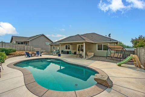 406 Phoenix Hills Dr, Phoenix, OR 97535 photo 14