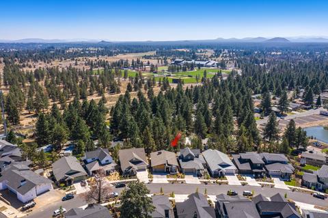 60105 SE Ruby Peak Loop, Bend, OR 97702 photo 41