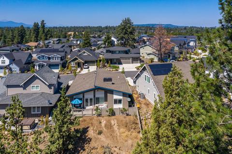 60105 SE Ruby Peak Loop, Bend, OR 97702 photo 44