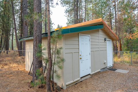 17031 Upland Rd, Bend, OR 97707 photo 36