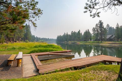 17031 Upland Rd, Bend, OR 97707 photo 3