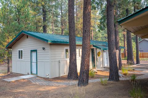 17031 Upland Rd, Bend, OR 97707 photo 20