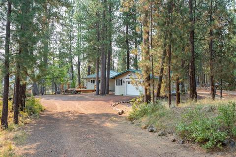 17031 Upland Rd, Bend, OR 97707 photo 46