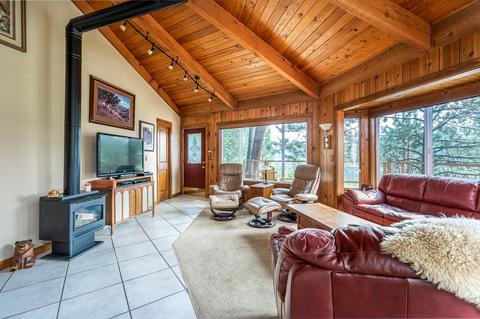17031 Upland Rd, Bend, OR 97707 photo 10
