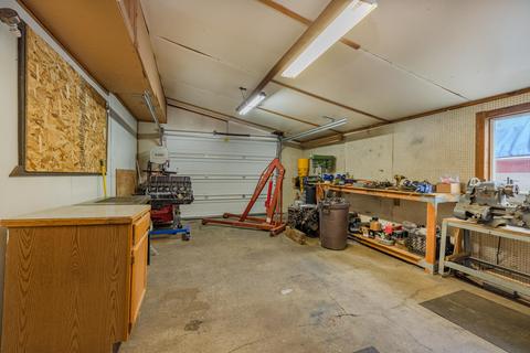 19779 Silver Ct, Bend, OR 97702 photo 22