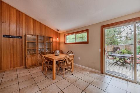 19779 Silver Ct, Bend, OR 97702 photo 11