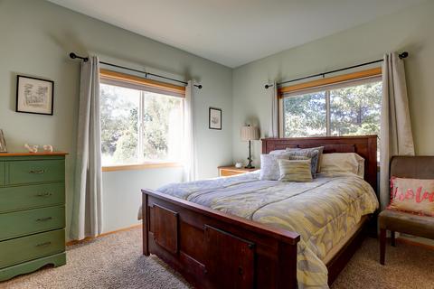 59729 Calgary Loop, Bend, OR 97702 photo 24
