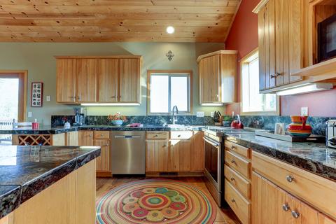 59729 Calgary Loop, Bend, OR 97702 photo 15