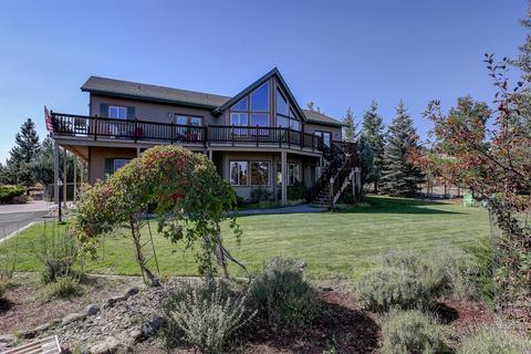 59729 Calgary Loop, Bend, OR 97702 photo 1