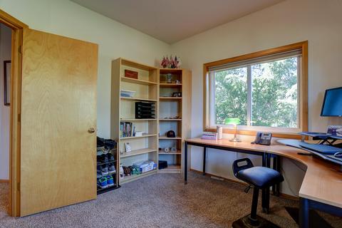 59729 Calgary Loop, Bend, OR 97702 photo 26