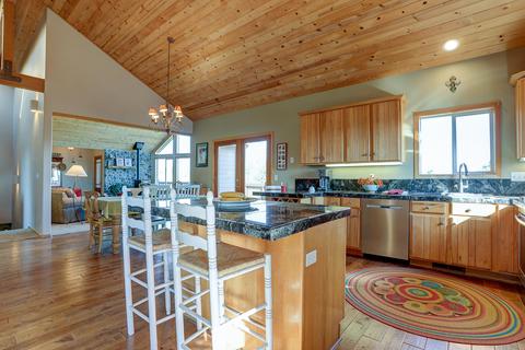 59729 Calgary Loop, Bend, OR 97702 photo 12