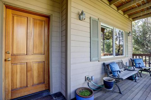 59729 Calgary Loop, Bend, OR 97702 photo 32
