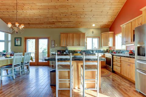 59729 Calgary Loop, Bend, OR 97702 photo 13
