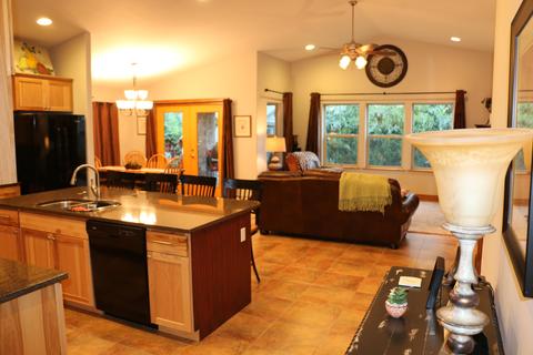 20630 Silas Dr, Bend, OR 97701 photo 12