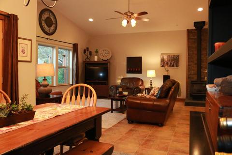 20630 Silas Dr, Bend, OR 97701 photo 6
