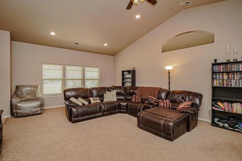 110 Cedric Ct, Eagle Point, OR 97524 photo 6