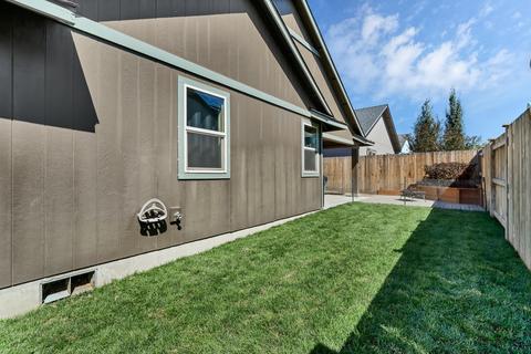 21171 Caleb Pl, Bend, OR 97702 photo 4