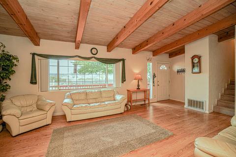 70 Sierra Dr, Eagle Point, OR 97524 photo 8