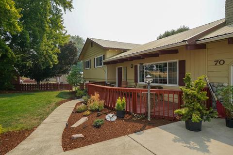 70 Sierra Dr, Eagle Point, OR 97524 photo 4
