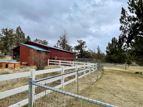 65400 Hwy 20, Bend, OR 97703 photo 38
