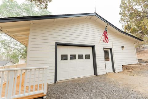 65400 Hwy 20, Bend, OR 97703 photo 35