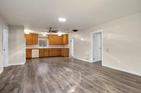 51466 Evans Way, La Pine, OR 97739 photo 6