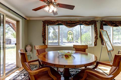 62225 Byram Ct, Bend, OR 97701 photo 9